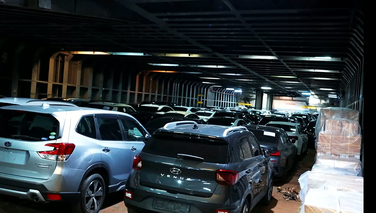 Автомобили Dolgov Auto в трюме судна на пути из Азии в Россию